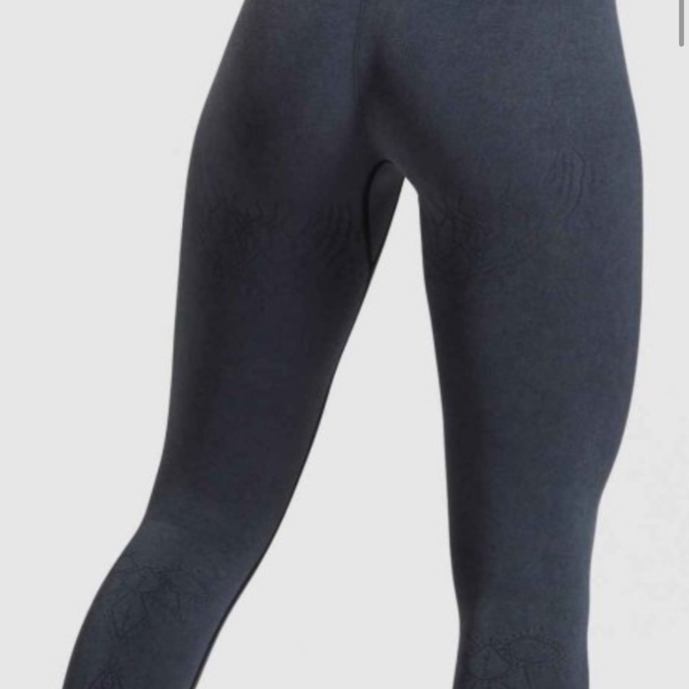 Gymshark Studio Leggings - washed black